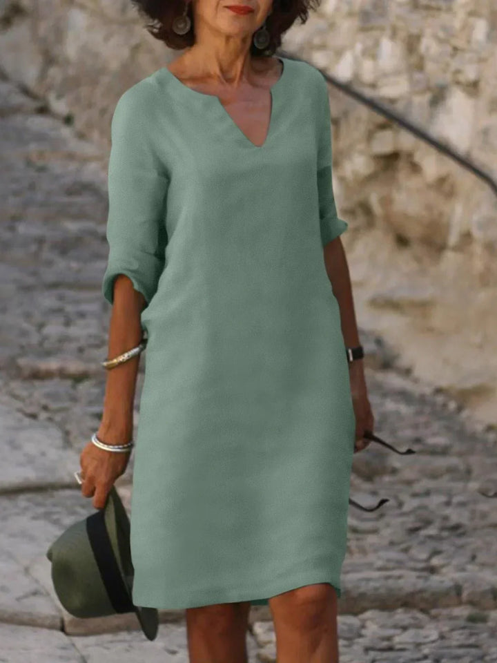 Birgitte® | Elegant Kjole med V-Udskæring